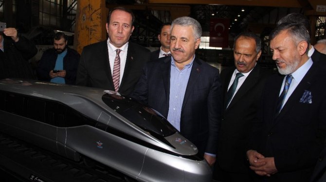 "Yüksek Hızlı Tren’i bizzat kendimiz yapacağız"