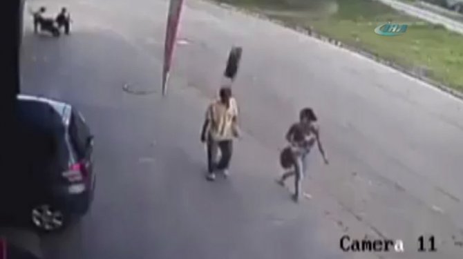Metrelerce savrulan lastik, adama böyle çarptı