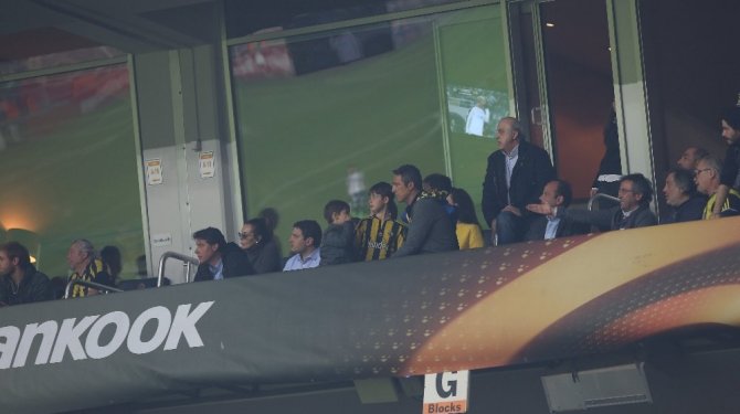 Fenerbahçe taraftarına: Sakin olun