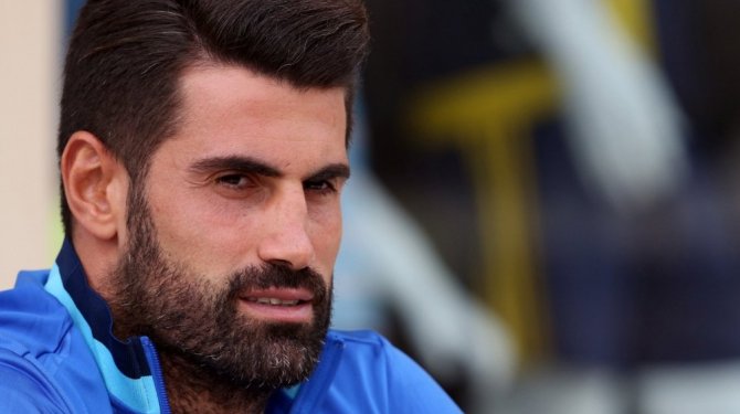 Volkan Demirel 1,5 ay sahalardan uzak kalacak