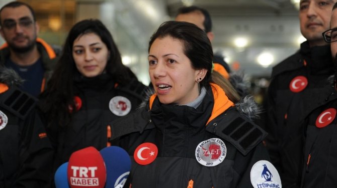 Türk bilim insanları Antarktika’ya gitti