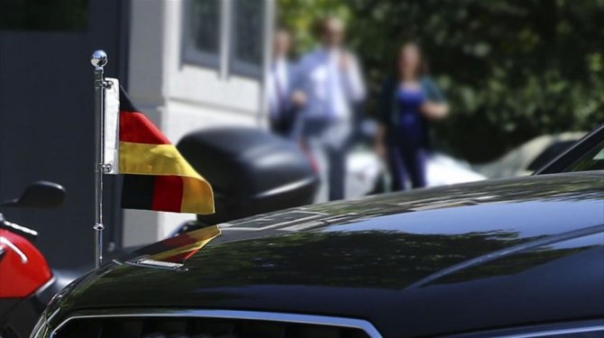 136 diplomatik pasaportlu Almanya’ya iltica başvurusu yaptı