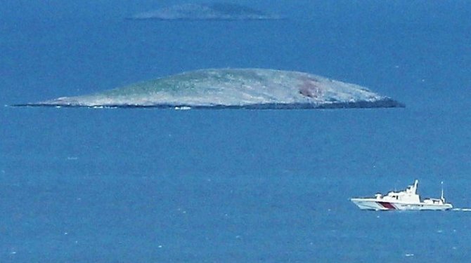 Yunan askeri Kardak kayalıklarının önünden bile geçemedi