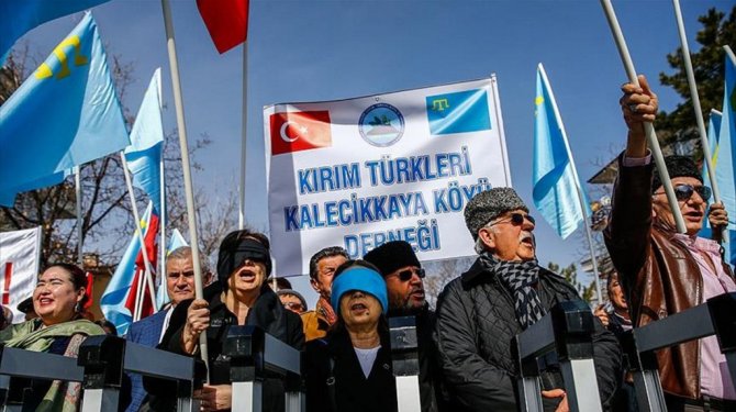 Kırım Tatarları Rusya'yı protesto etti