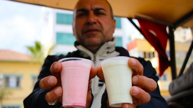 Adana’da acılı ayran kuyruğu