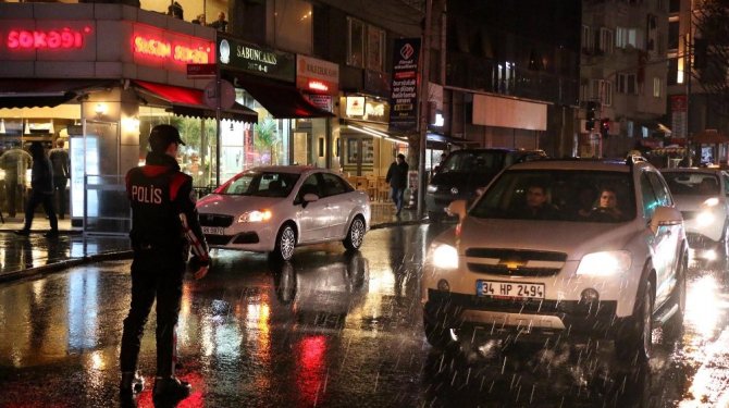 5 bin polisle huzur operasyonu