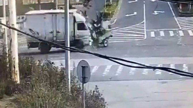 İnsanlar havaya savruldu !