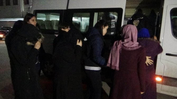 FETÖ’nün kadın yapılanmasına operasyon: 11 gözaltı