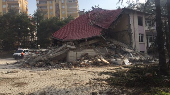 Büyükşehir’den Afad’a Deprem Evi