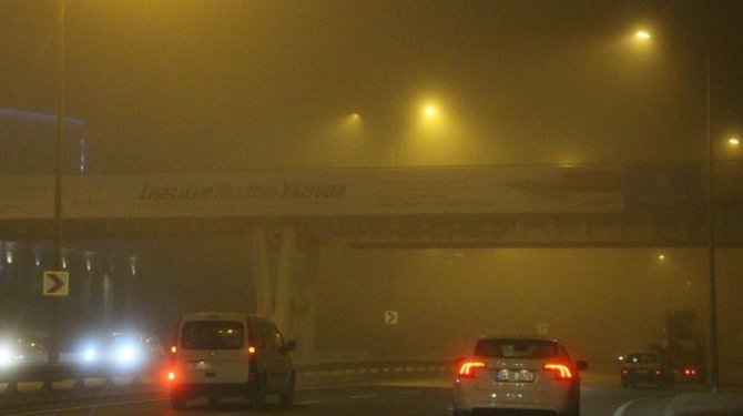 Deniz trafiği durdu, Marmaray’da yoğunluk yaşandı