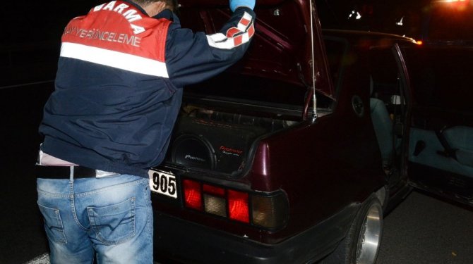 Jandarmaya ateş açtı 2 kişi etkisiz hale getirildi