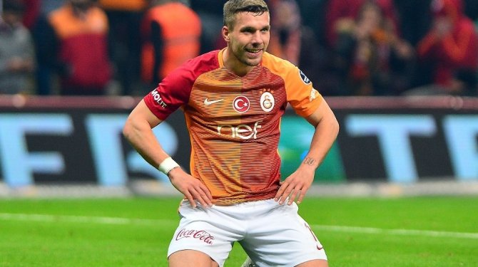 Podolski’ye Vissel Kobe’ye transferi soruldu