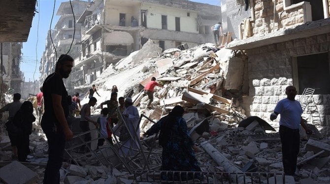 BM: Esed rejimi ve Rusya Halep'te savaş suçu işledi