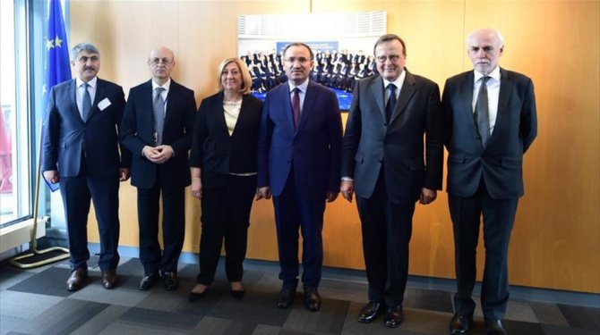 Bozdağ AİHM Başkanı Raimondi ile görüştü