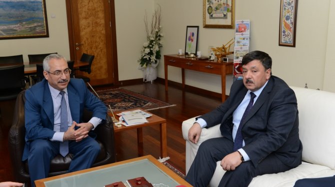 Başkan Çeleğen, Rektör Deveci’yi Ziyaret Etti