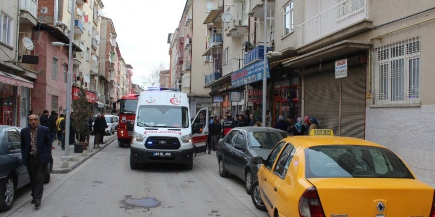 Engelli çocuk yangından kaçamadı