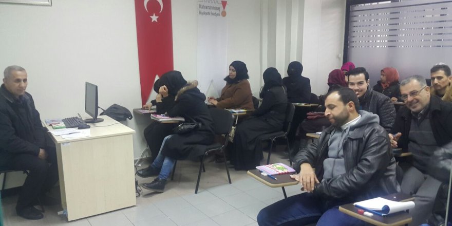 Suriyelilere Türkçe dil kursu veriliyor
