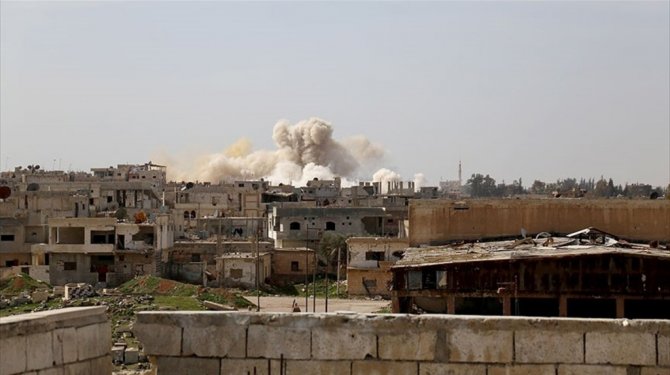 Esed rejiminden Hama'ya hava saldırısı: 10 ölü