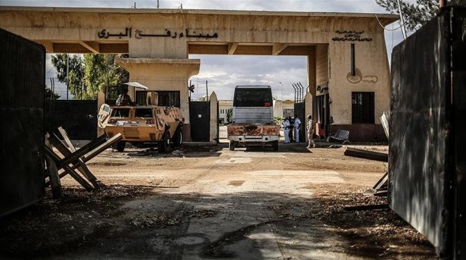 Refah Sınır Kapısı 'geçici' olarak açılacak