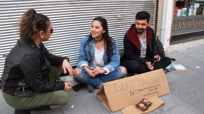 1 liraya dert dinliyorlar