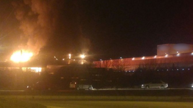 Kocaeli’de fabrika yangını