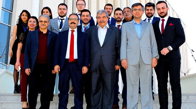 Gaziantep Üniversitesi II. Kariyer Zirvesi Yapıldı