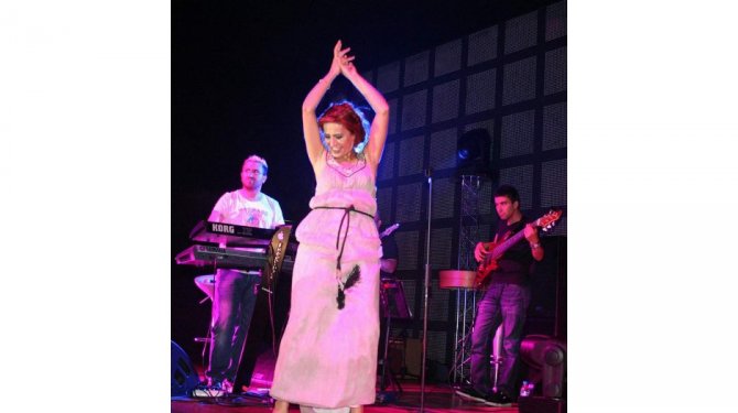 İki dev sanatçı İzmirlilerle buluşacak