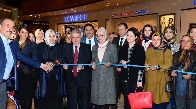 8 mart dünya kadınlar günü dolayısıyla fotoğraf sergisi açtı