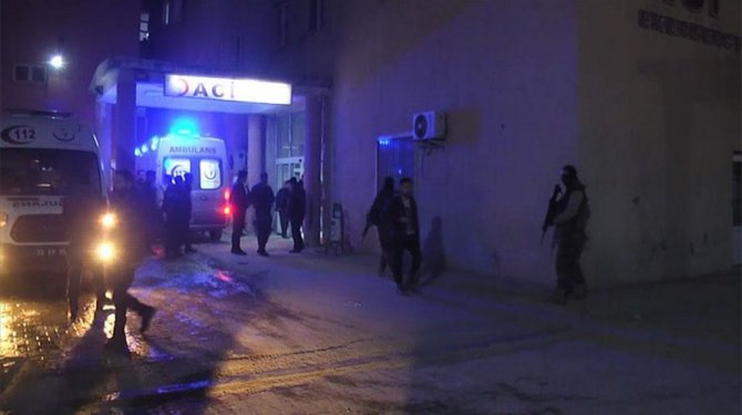 AK Parti Esendere Belde Başkanı ve ağabeyine saldırı! Murat Ayhan yaşamını yitirdi