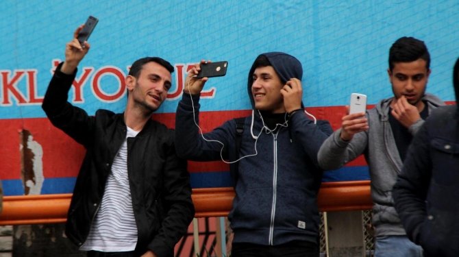 Kimi seyirci oldu kimi kameraman