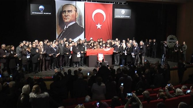 Emre Saltık son yolculuğuna uğurlandı