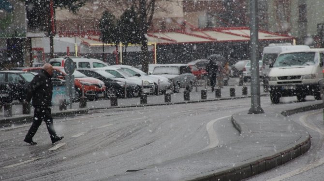 Konya’da kar sürprizi
