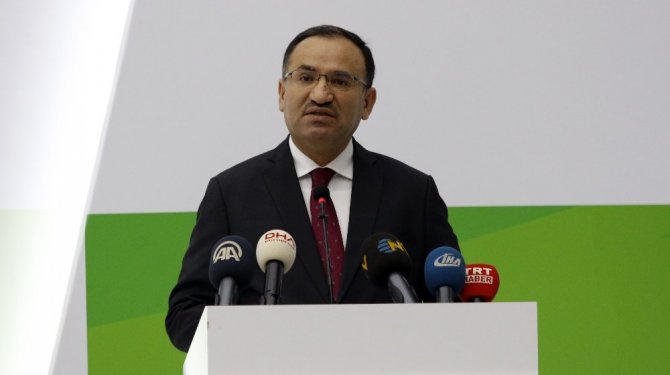 Bekir Bozdağ Venedik Komisyonu raporuna sert tepki gösterdi