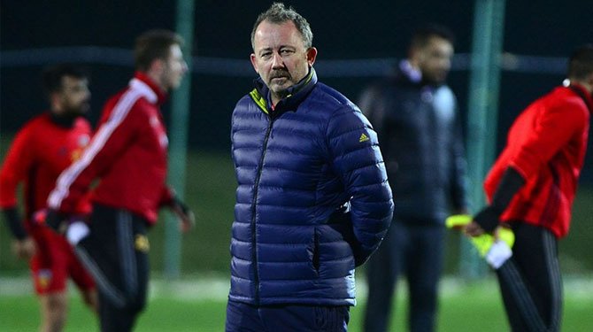 Sergen Yalçın’a açık çek