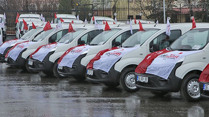 Kızılay İyilik filosuna 55 araç daha kattı