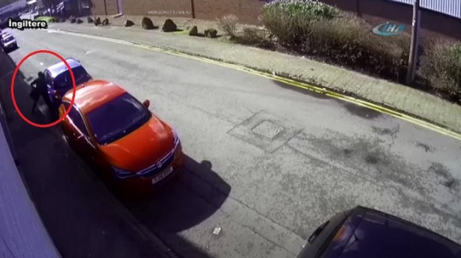 Böyle hırsızlık görülmedi! Arabayı 10 saniyede böyle soyup sovana çevirdi