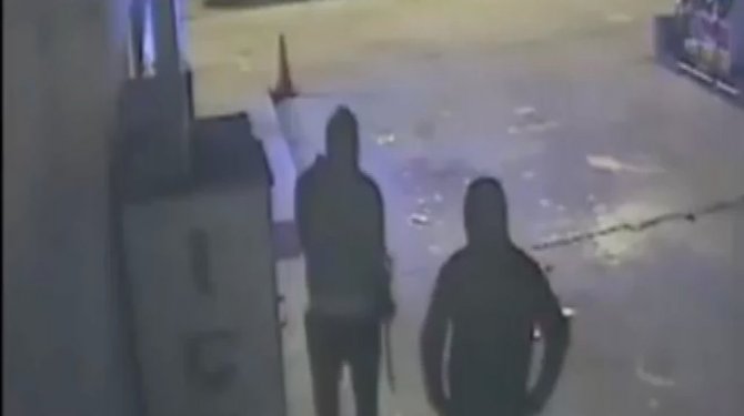 Hırsızlar kasayı böyle çaldı