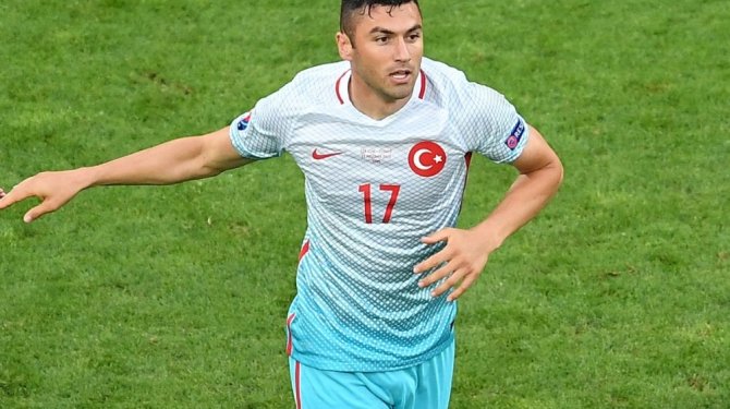 Burak Yılmaz, kasık fıtığı sebebiyle ameliyat oldu