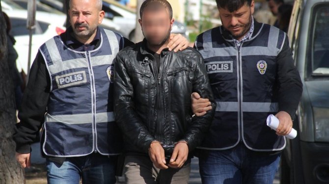 Tek suçu altınlarını ve eşyalarını vermemekti