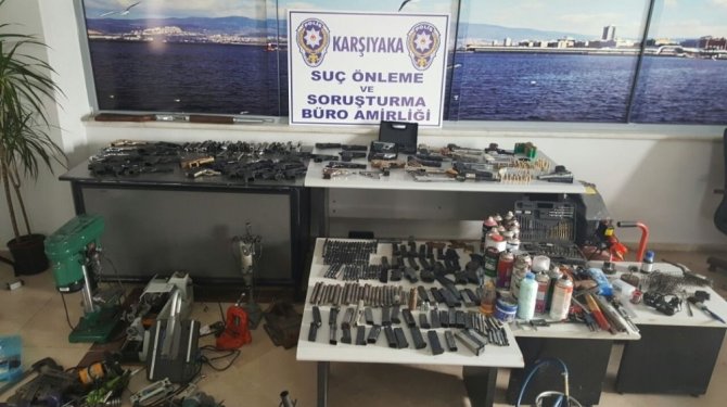 Pes artık: Bunlar silah atölyesine çevrilen evden çıktı