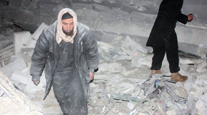 Halep'deki camiyi ABD mi vurdu ?
