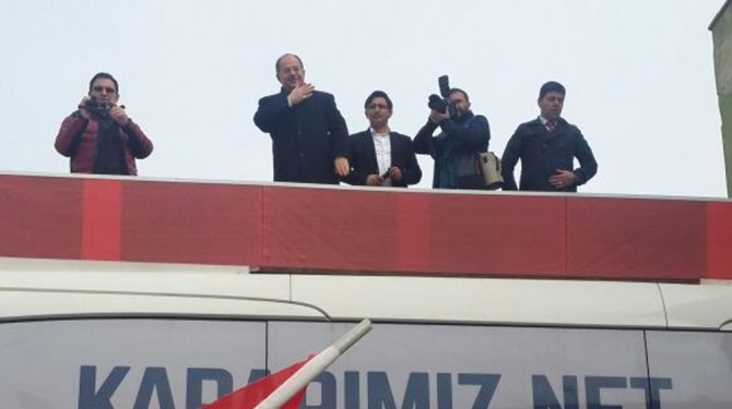 Bakan Akdağ: Gittiğiniz yol sizi duvara toslatacak