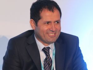 Gümrüklerde Kuyruk Kalkıyor