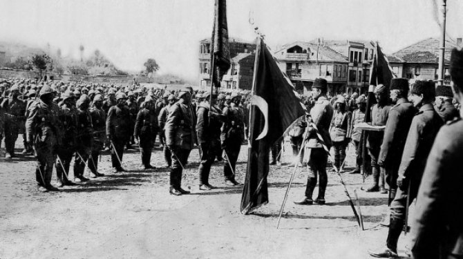 TSK, Çanakkale Zaferi’ne ilişkin fotoğraflar paylaştı