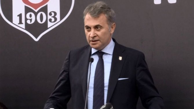Fikret Orman ve Dursun Özbek Futbol Zirvesi’nde konuştu