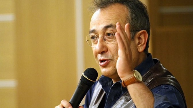 Gazeteci ve televizyon programcısı hayatını kaybetti