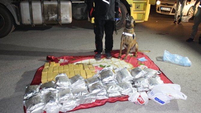 9 milyon TL’lik uyuşturucu ele geçirildi