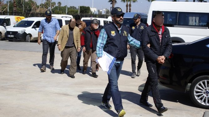 DEAŞ terör örgütüne yönelik operasyonda 5 şüpheli gözaltına alındı
