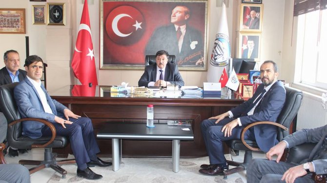 AK Parti İl Başkanı Özdemir Ekinözü Belediyesini Ziyaret etti
