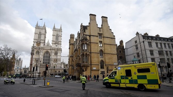 Dışişleri, Londra'daki terör saldırılarını kınadı